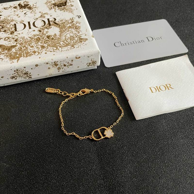 Dior Bracelet 04yxs186